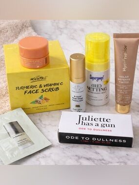 Luxury Skincare Bundle Drunk Elephant Supergoop MAC Juliette Has a Gun Glow Set